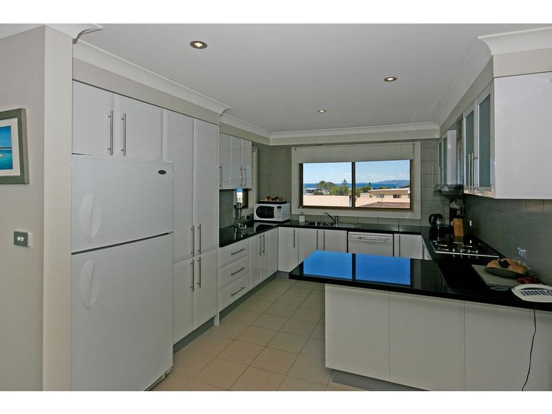 6 Martin Avenue, Ulladulla NSW 2539