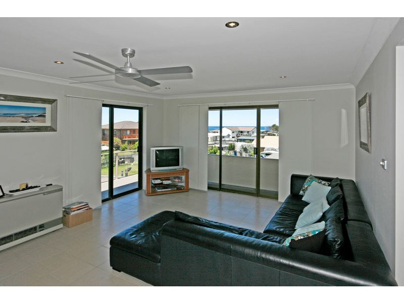 6 Martin Avenue, Ulladulla NSW 2539