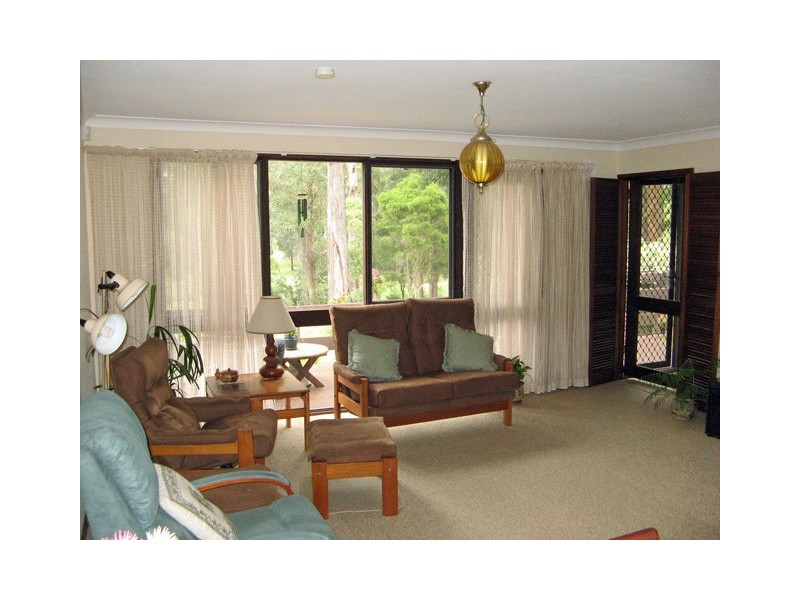 37 Clyde Street, Mollymook NSW 2539