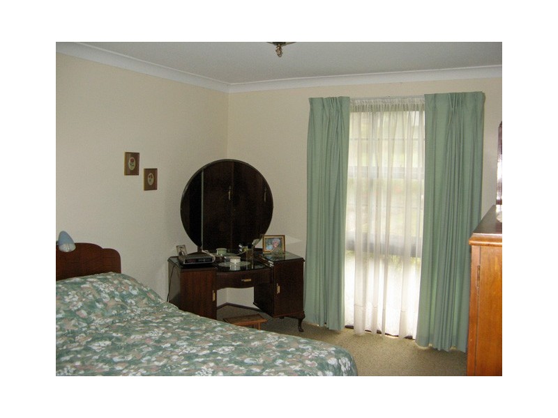 37 Clyde Street, Mollymook NSW 2539