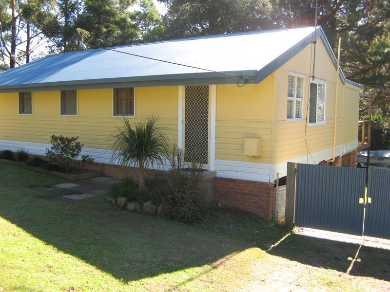 13 Esme Street, Conjola Park NSW 2539