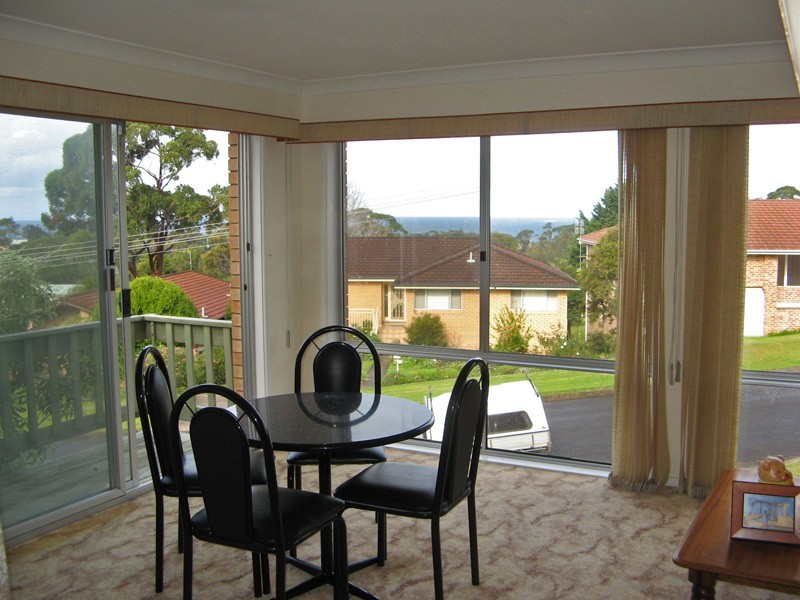 42 Bushland Avenue, Mollymook NSW 2539