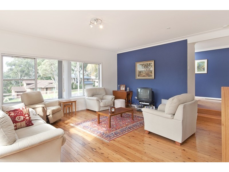 39 Carroll Avenue, Mollymook NSW 2539