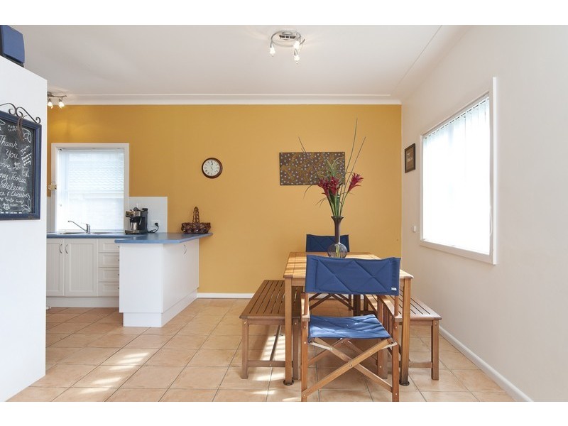 39 Carroll Avenue, Mollymook NSW 2539