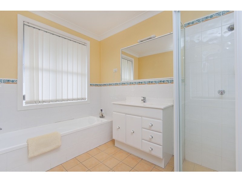 39 Carroll Avenue, Mollymook NSW 2539