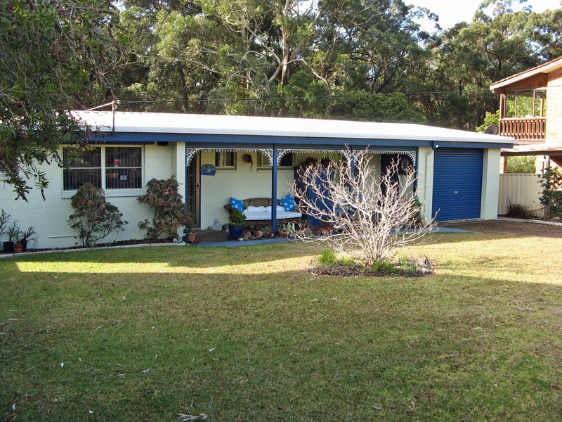 7 Ocean Street, Mollymook NSW 2539