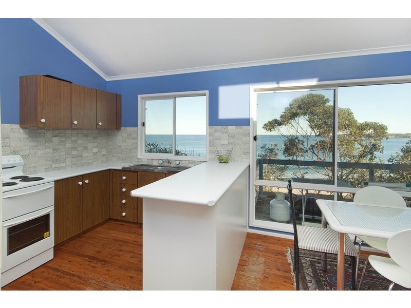 128 Mitchell Parade, Mollymook NSW 2539
