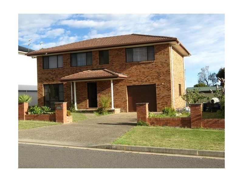 17 Pitman Avenue, Ulladulla NSW 2539