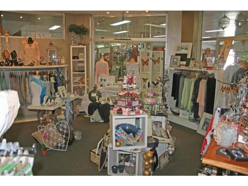 Shop 15 Rowens Arcade, Princes Hwy, Ulladulla NSW 2539