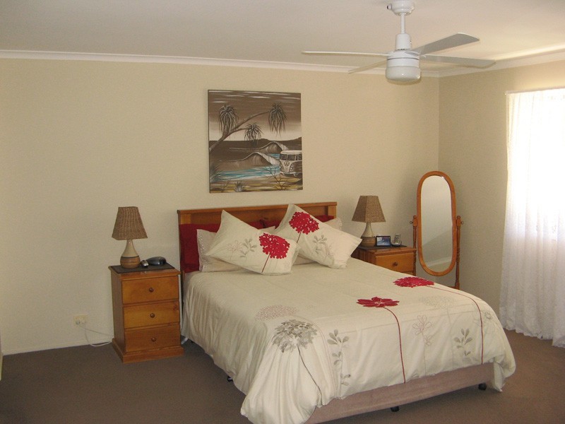 1 South Pacific Cres, Ulladulla NSW 2539