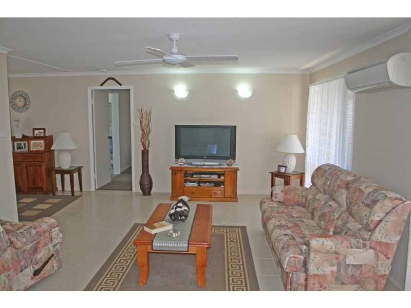 1 South Pacific Cres, Ulladulla NSW 2539