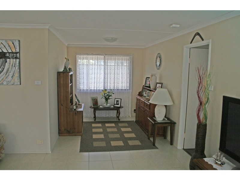 1 South Pacific Cres, Ulladulla NSW 2539