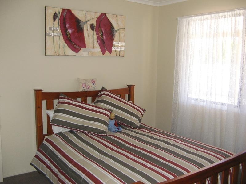 1 South Pacific Cres, Ulladulla NSW 2539