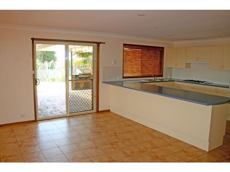 14 Ripley Close, Ulladulla NSW 2539
