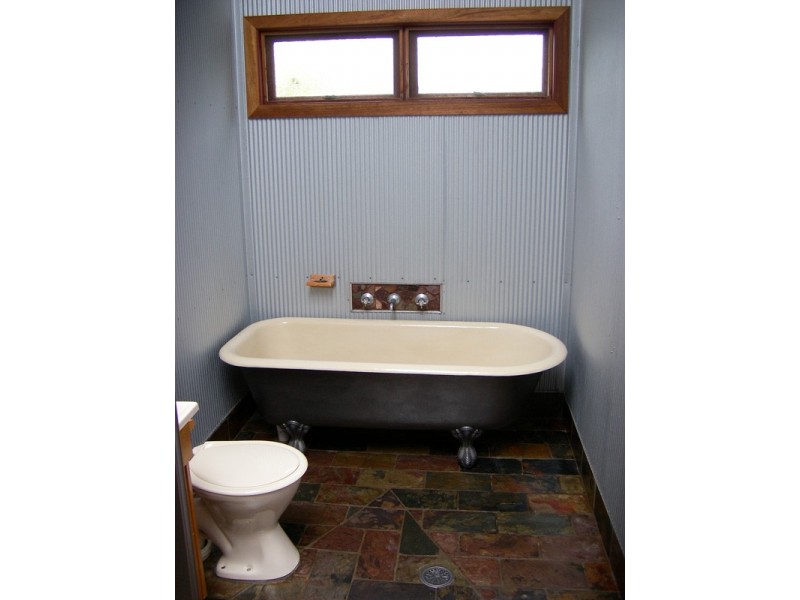 15 Princess Avenue South, Burrill Lake NSW 2539