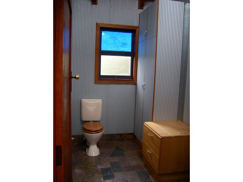 15 Princess Avenue South, Burrill Lake NSW 2539