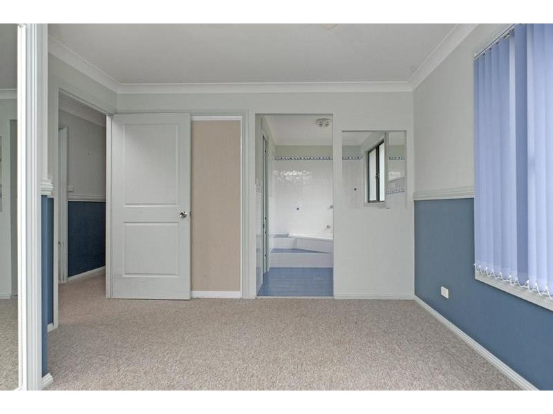 24 Princes Highway, Lake Tabourie NSW 2539