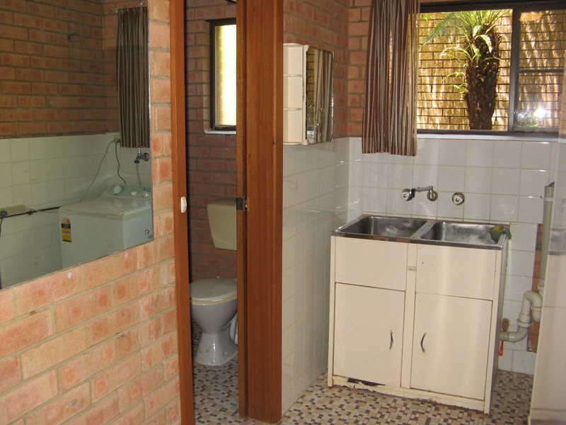 1 Wyoming Avenue, Burrill Lake NSW 2539