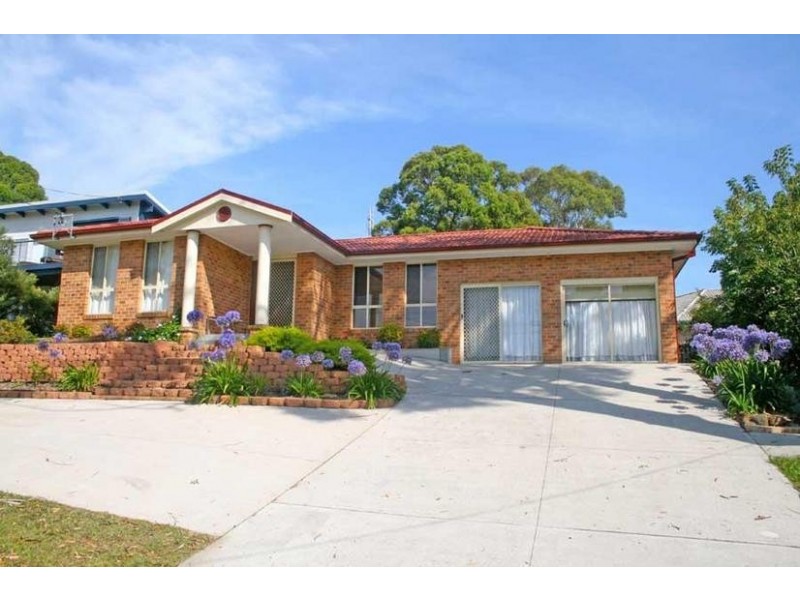 3 Parkview Parade, Mollymook NSW 2539