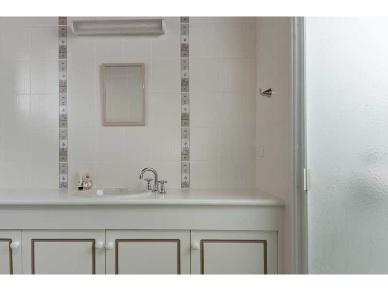 13 Latta Street, Mollymook NSW 2539