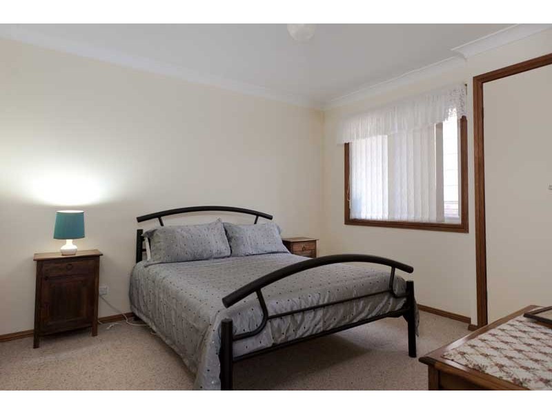 13 Latta Street, Mollymook NSW 2539