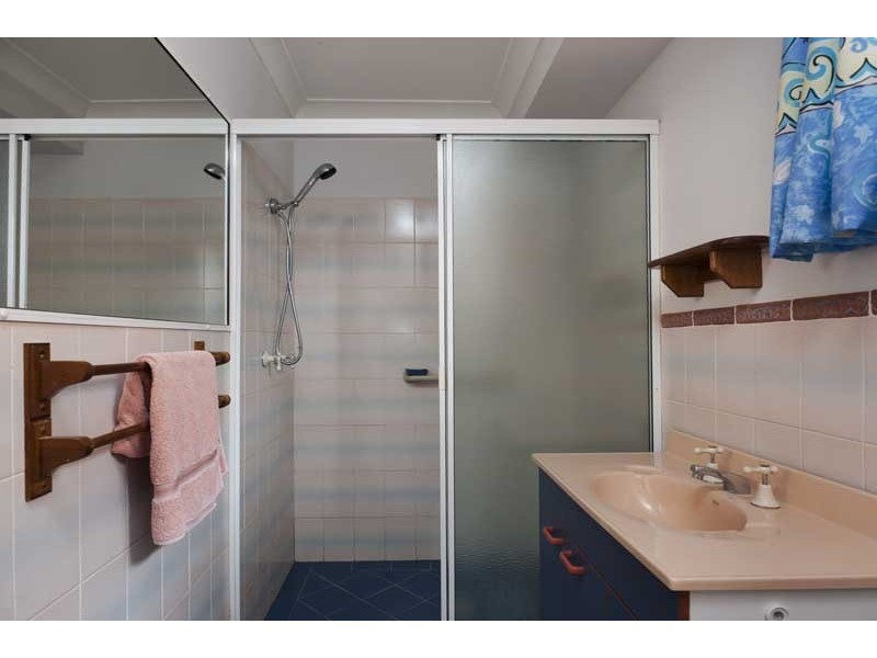 24 Leigh Crescent, Ulladulla NSW 2539