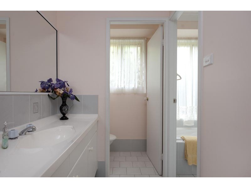 32 Golden Wattle Drive, Ulladulla NSW 2539