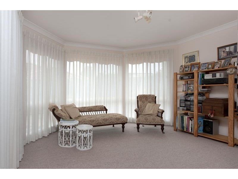 32 Golden Wattle Drive, Ulladulla NSW 2539