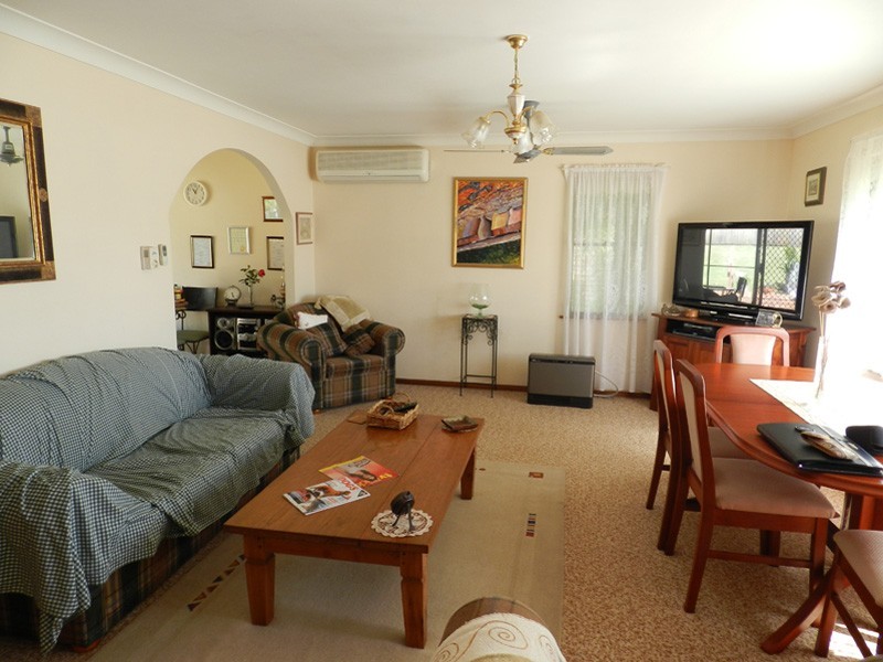 20 Buckland Street, Mollymook NSW 2539