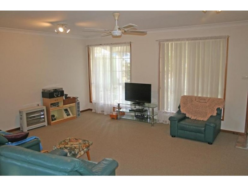 10 Wyoming Street, Burrill Lake NSW 2539