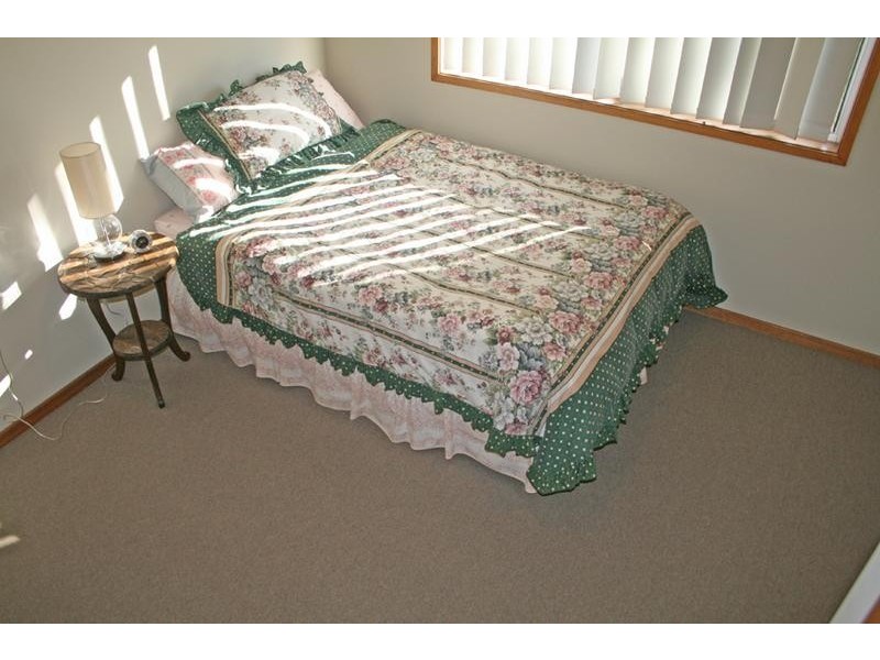 10 Wyoming Street, Burrill Lake NSW 2539