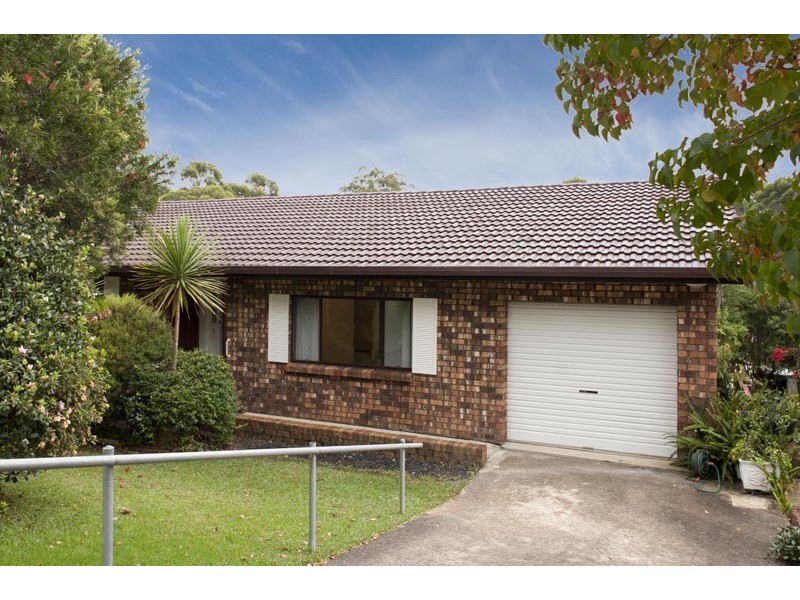 8 Rosella Ave, Mollymook NSW 2539