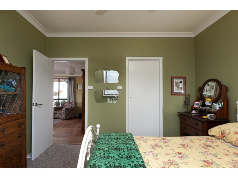 54 Lakeview Drive, Burrill Lake NSW 2539