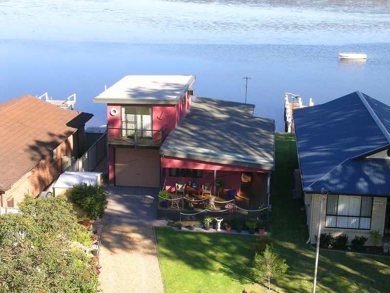 4 McDonald Parade, Burrill Lake NSW 2539