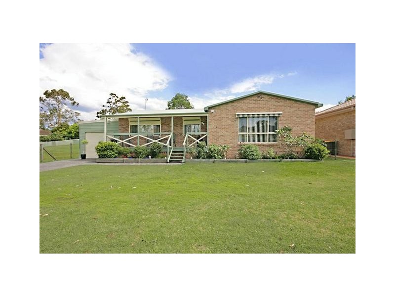22 Edwin Avenue, Lake Conjola NSW 2539
