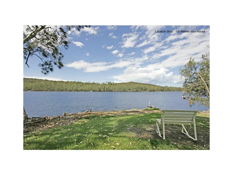 22 Edwin Avenue, Lake Conjola NSW 2539