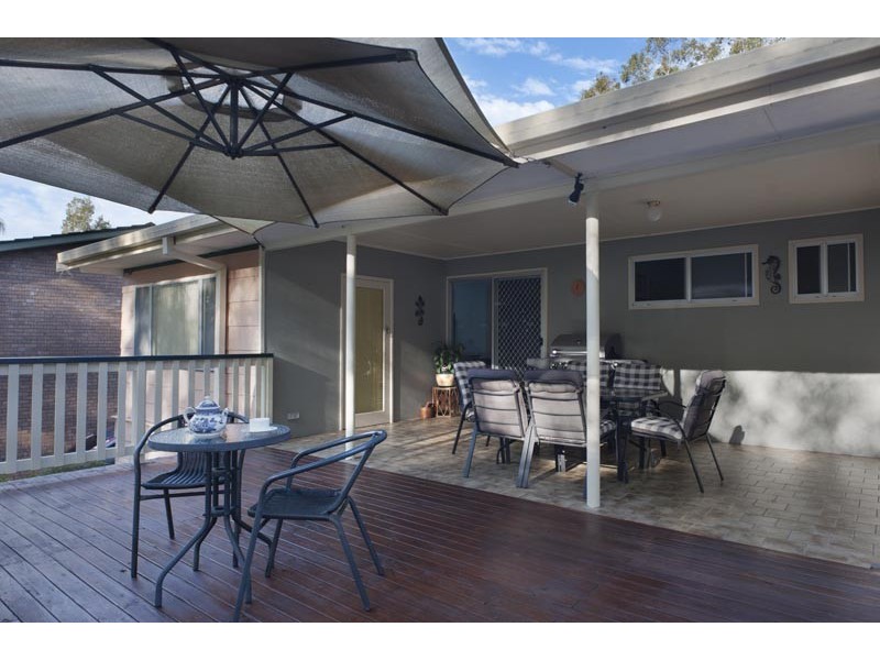 39 Wyoming Avenue, Burrill Lake NSW 2539