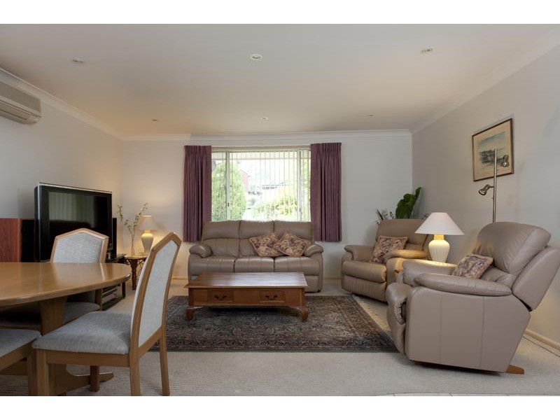 39 Wyoming Avenue, Burrill Lake NSW 2539