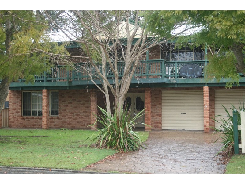 8 Garrad Way, Lake Conjola NSW 2539