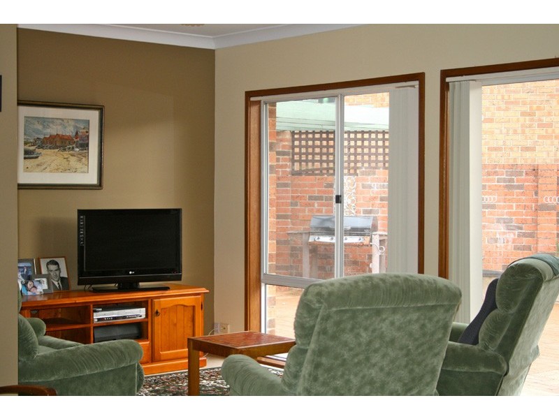 9 Valley Drive, Mollymook NSW 2539