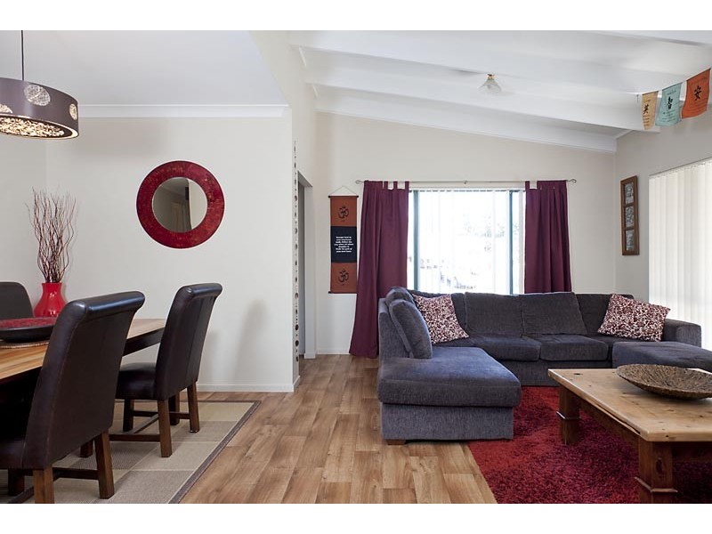 4 Scarlet Gum Srtreet, Ulladulla NSW 2539