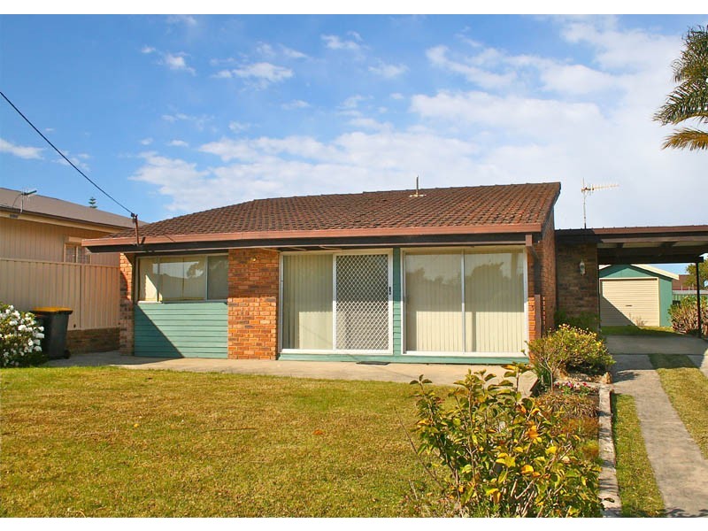 10 Powell Avenue, Ulladulla NSW 2539