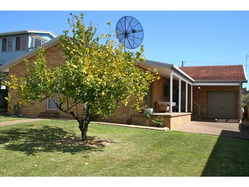 14 Jubilee Avenue, Ulladulla NSW 2539