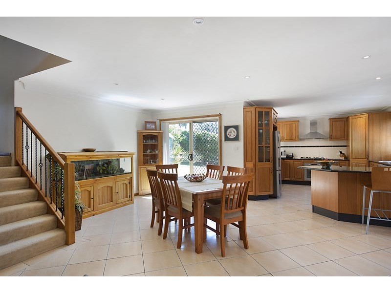 19 James Crescent, Kings Point NSW 2539