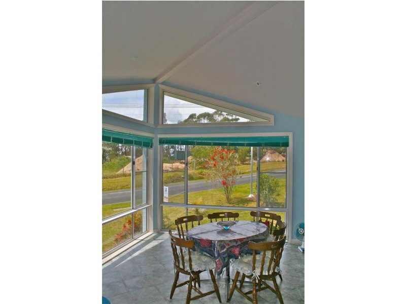 66 Dolphin Point Drive, Dolphin Point NSW 2539