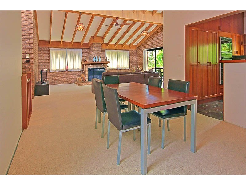 3 Bushland Avenue, Mollymook NSW 2539