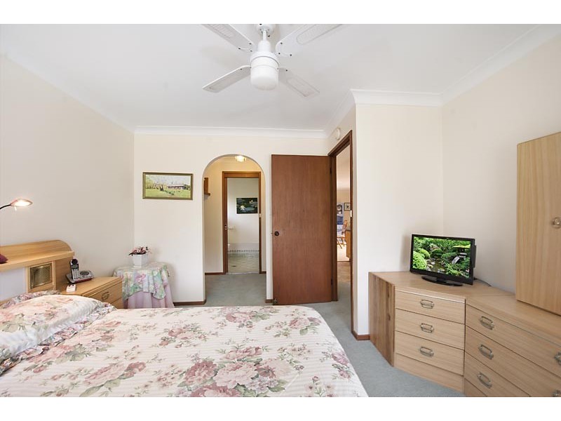 3 Honeysuckle Close, Burrill Lake NSW 2539