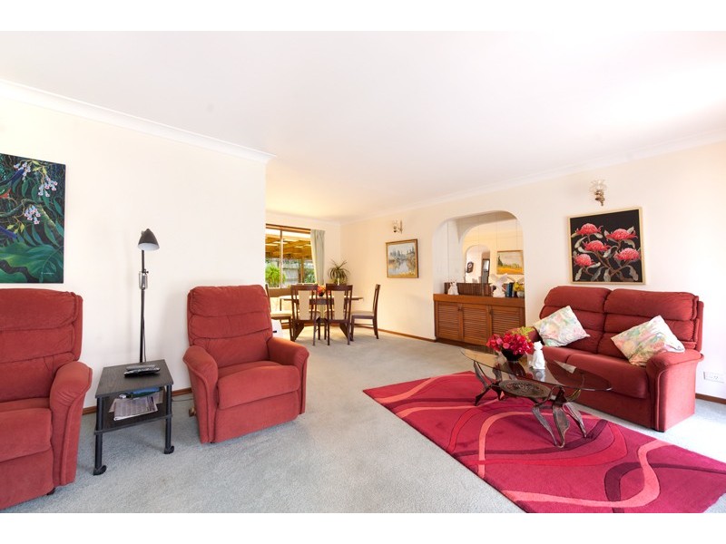 3 Honeysuckle Close, Burrill Lake NSW 2539