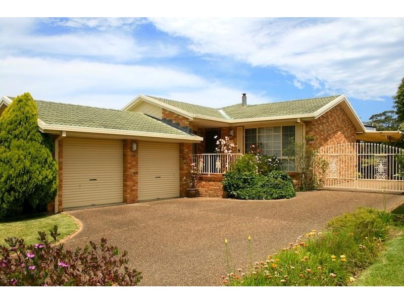 54 Wallaroy Drive, Burrill Lake NSW 2539
