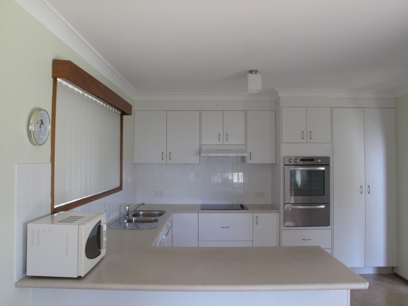 14 Ilett Street, Mollymook NSW 2539